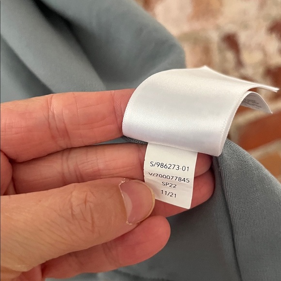 Athleta Eastbound Ponte Stretch Blazer in Gray Sage, size 8 - Picture 5 of 6